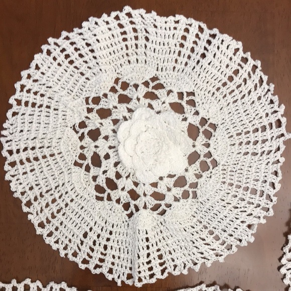 Dining set - Picture 3 of 4